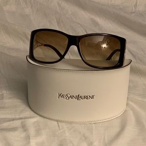 Nice  YvesSaintLaurent good condition